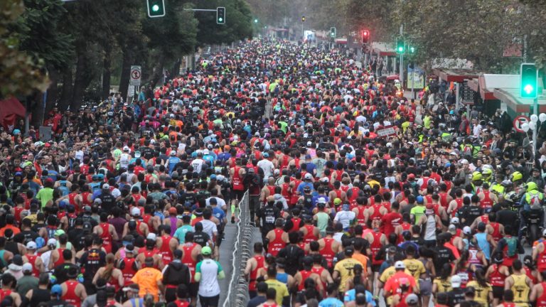 Santiago se viste de running: Todo listo para la Maratón que se tomará las calles este domingo