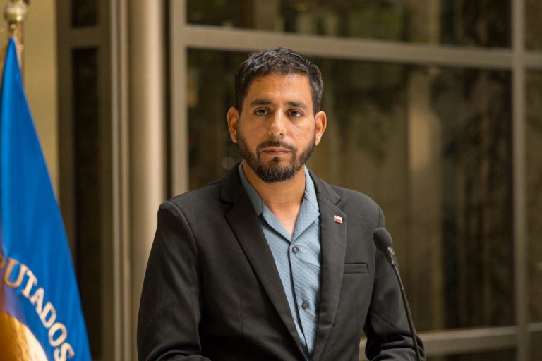 Diputado Brito (FA) por Ley de pesca: 