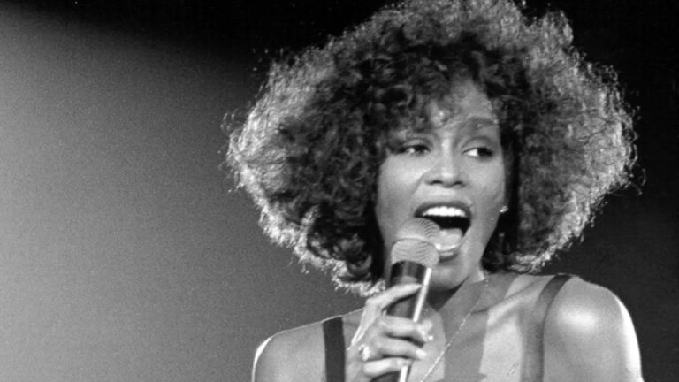 Whitney Houston: Subastarán su legado en apoyo a jóvenes artistas afroamericanos