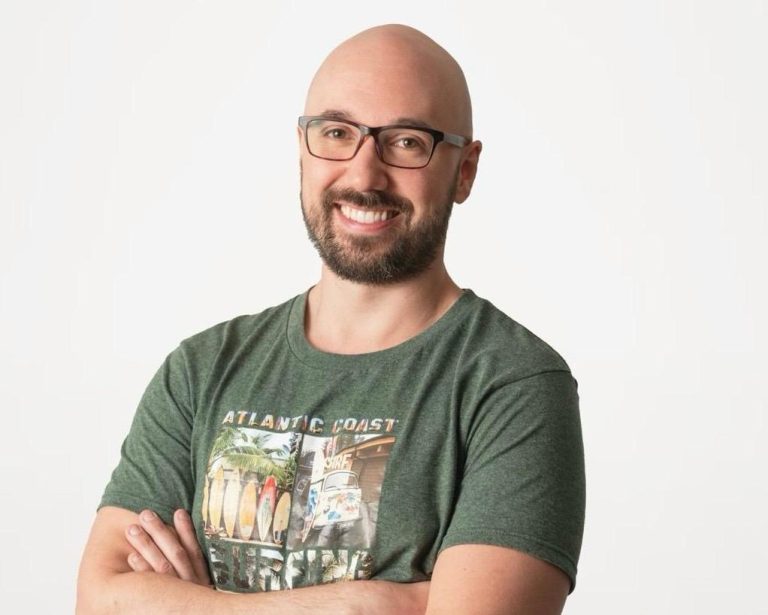 Alan Descoins, uruguayo elegido entre los 100 más influyentes en IA del mundo. “Con IA buscamos crear un mundo mejor de lo que está hoy”