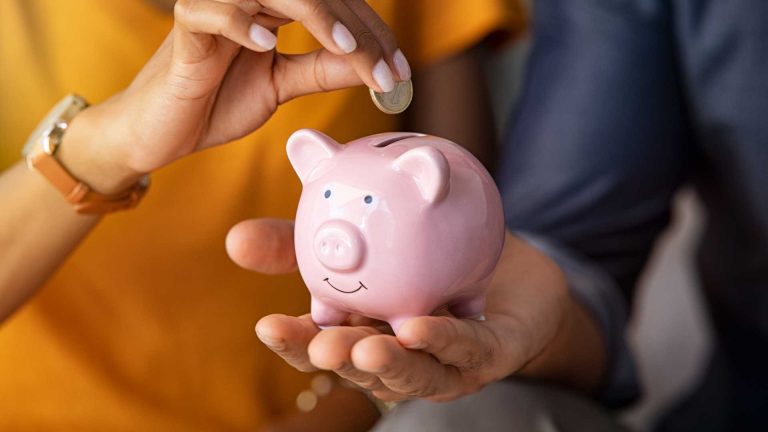 Estudio Criteria y Mercado Pago: Solo el 21% de los chilenos ahorra de manera sistemática