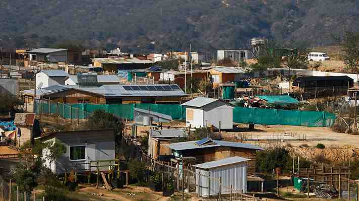 Desalojo en Quilpué: Demolición comienza mañana martes a las 6:30 pese a negativa de familias de la toma
