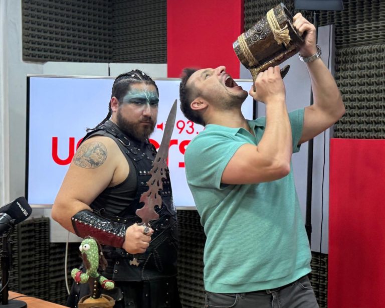 Viernes con sabor y experiencia: llega el “Cocinero Vikingo” Toto Salas a La Hora del Taco
