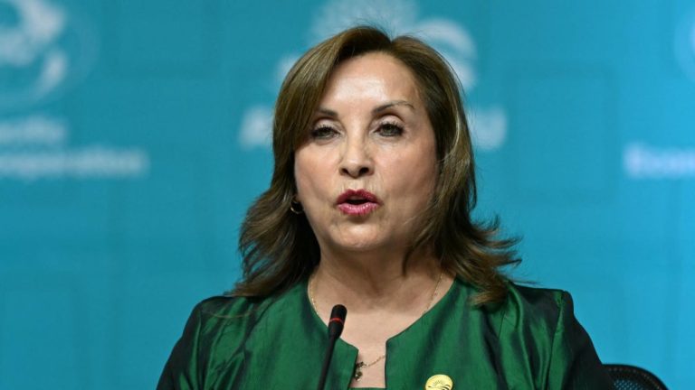 Perú en crisis política: Cae Dina Boluarte por crisis de seguridad