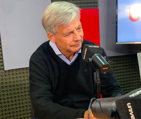 Mayne-Nicholls defiende su independencia y arremete contra extremos: 