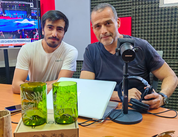 Kalewün vasos creados desde botellas con alta identidad natural y cultural