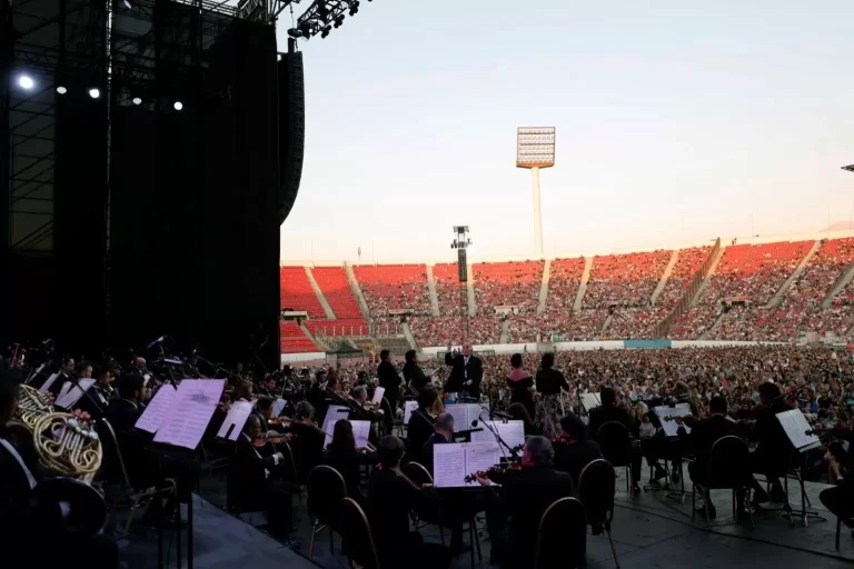 Carmina Burana agota entradas en 24 horas: el fenómeno del concierto gratuito en el Estadio Nacional