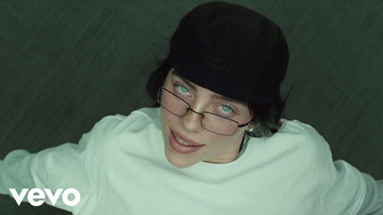 Billie Eilish hace historia en Spotify y rompe récord con “BIRDS OF A FEATHER”