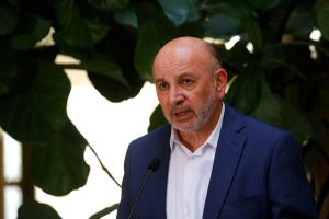 Castro advierte “señales peligrosas” por mirada proempresa en la primera semana de gobierno