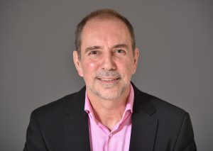 Ministro de Grange por modificaciones a Ley Uber: “Iba a dejar fuera de circulación al 85% de los vehículos