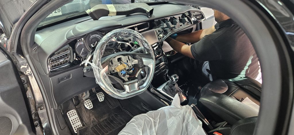 Raúl Muñoz de Stellantis: ¿Qué es un recall y por qué es vital cambiar el airbag Takata hoy?