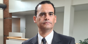 Fiscal Garrido defiende la autonomía del Ministerio Público tras la captura de Huenchullán: 