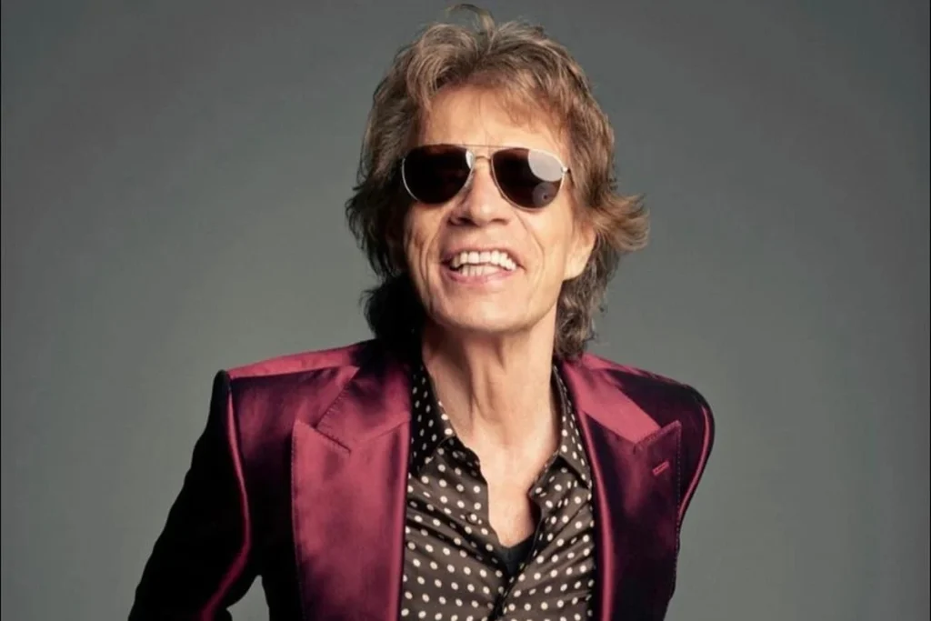 Mick Jagger sorprende con improvisada presentación en un pub de Oxford