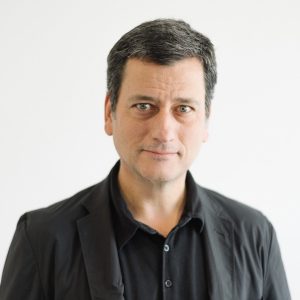 Ciudades esponja e infraestructura azul: Pablo Allard analiza los desafíos del urbanismo frente a los temporales