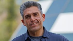 Los riesgos de la IA: Embajador de Anthropic en Chile destaca la importancia de su gobernanza